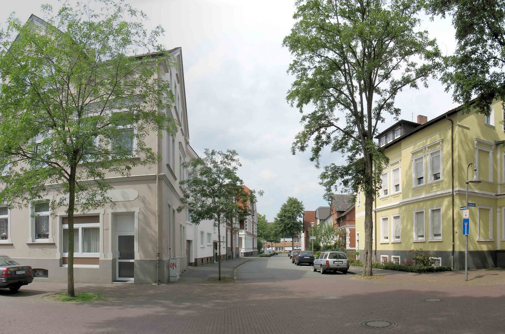 Roonstraße, Гутерсло
