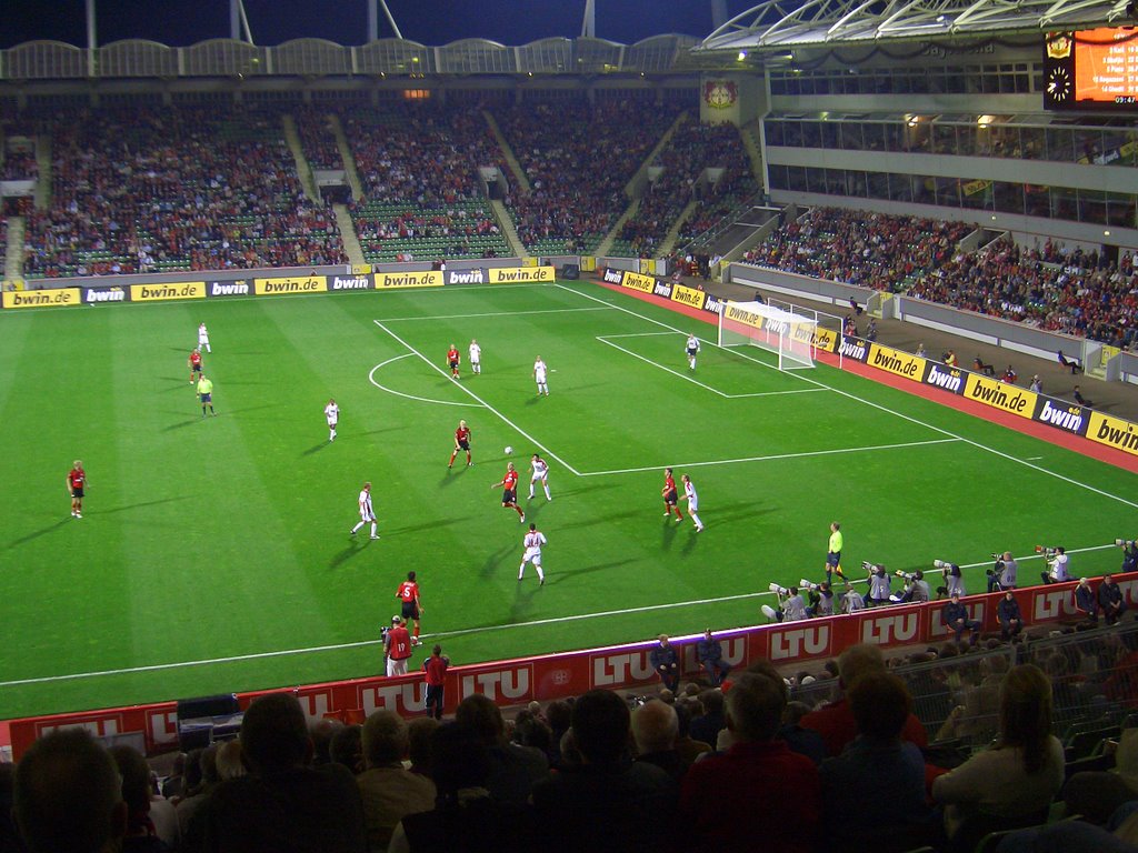 UI-Cup: Bayer 04 Leverkusen - FC Sion (Schweiz), 28.09.2006 (10885), Леверкузен