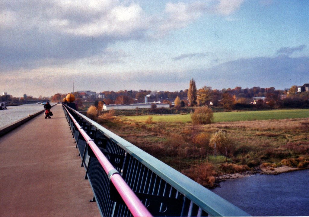 Minden, Wasserstrassenkreuz Oben Mittellandkanal/ unten Weser, Минден
