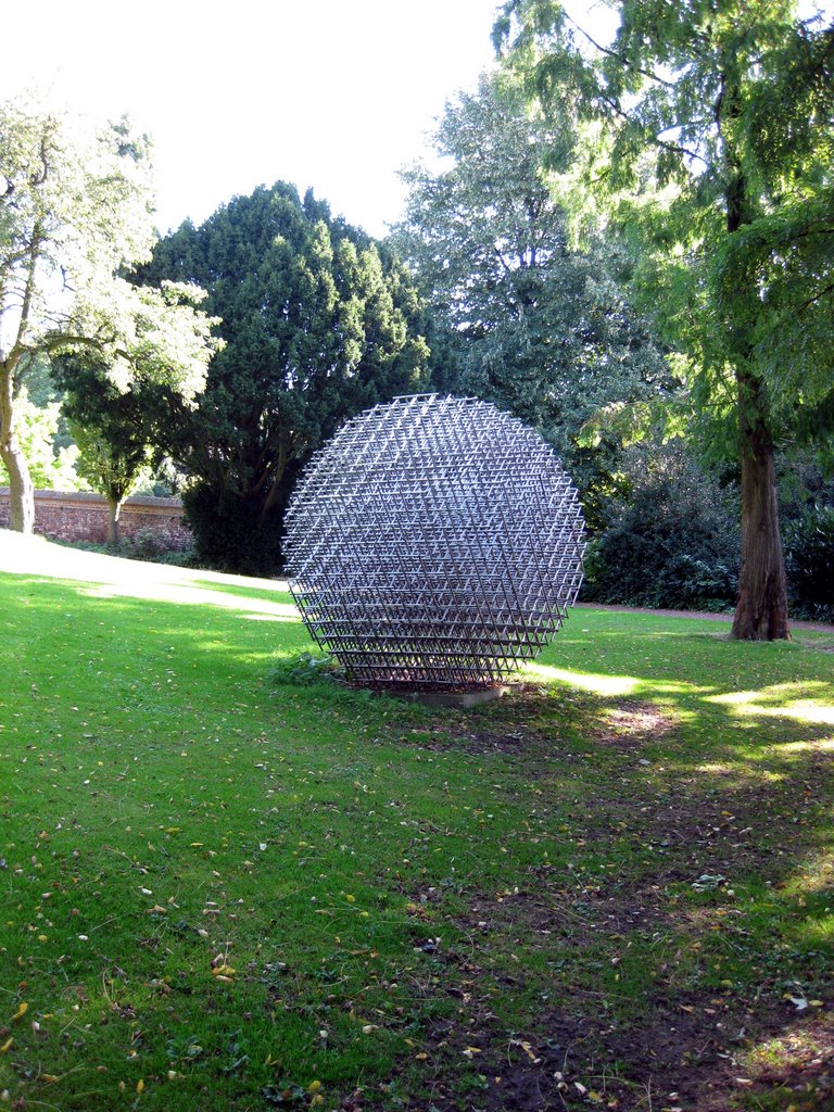 Skulpturengarten, Sphere-trames, 1962, von Francois Morellet (2008), Монхенгладбах