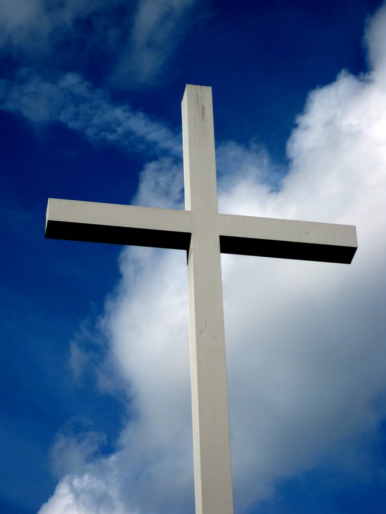 Silent Prayer  (Crucifix on main cemetery - Kreuz auf dem Hauptfriedhof) (2008), Монхенгладбах