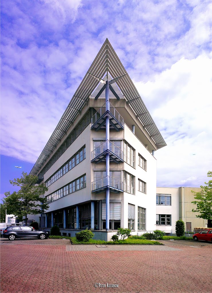 Ratingen - Bürogebäude `Gewerbe im Park´, Halskestrasse (Panorama) - ©03.07.2012 [3.181x4.399_pix], Ратинген