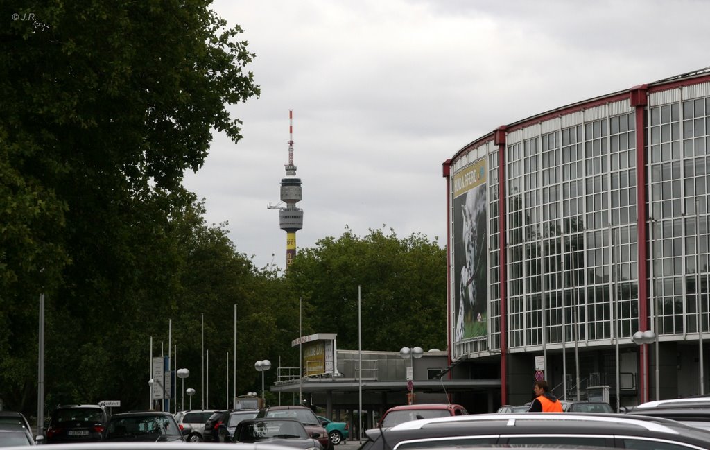 Westfalenhalle mit Florianturm, Dortmund, Дортмунд