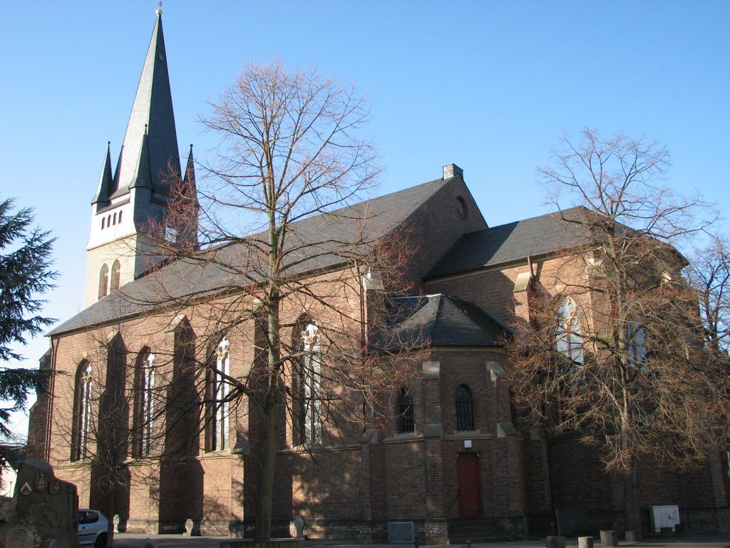 St. Thomas Apostel Seitenansicht, Нидеркассель