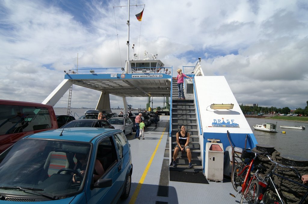 bremerhaven - Faehre(Ferry), Бремерхафен