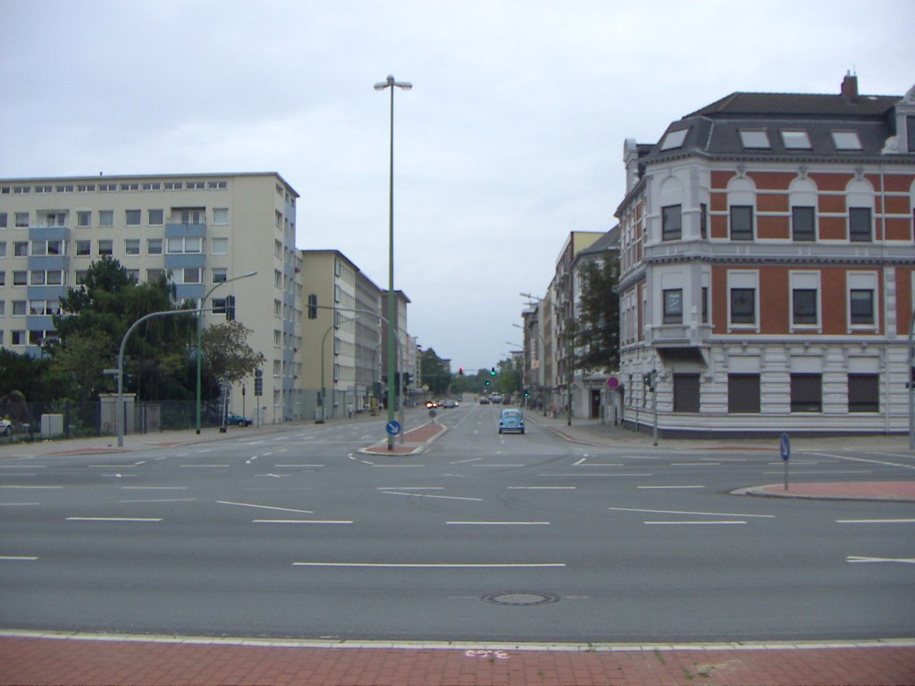 Bremerhaven - Blick in die Lloydstraße von der Barkhausenstraße (vom Lloydplatz), Бремерхафен
