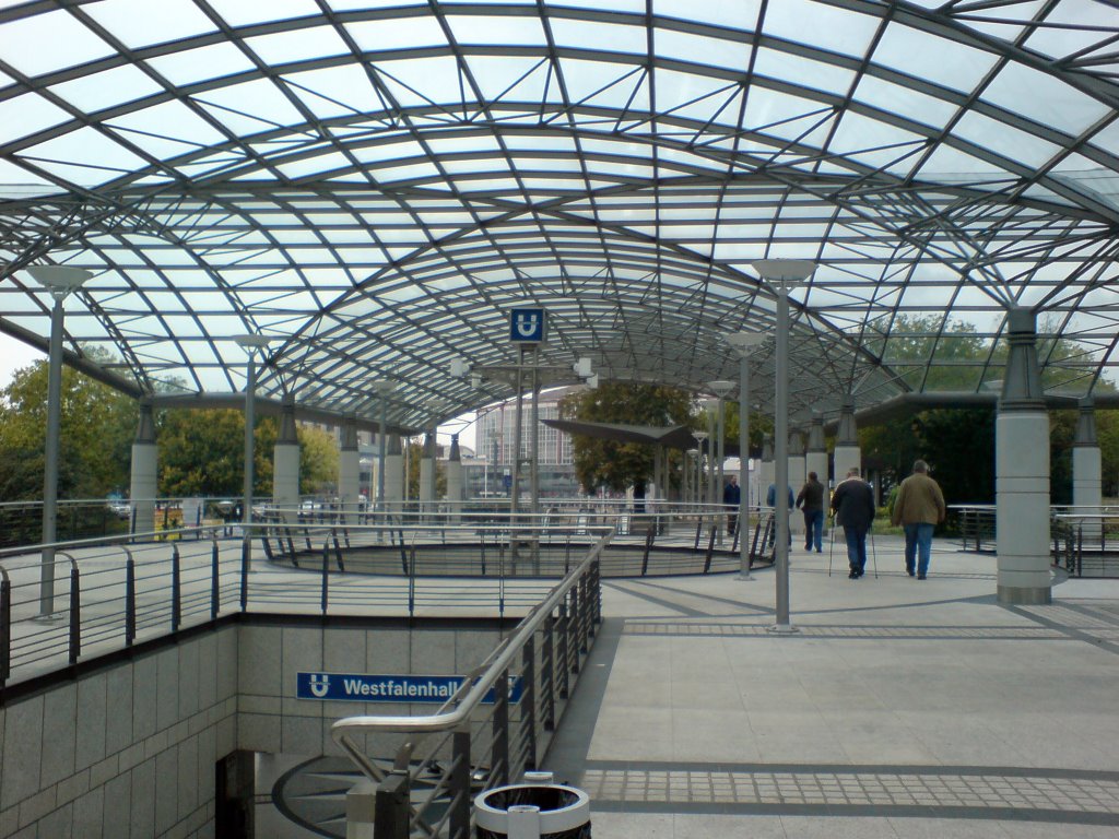 U-Bahnbahnhof-Westfalenhallen, Дортмунд