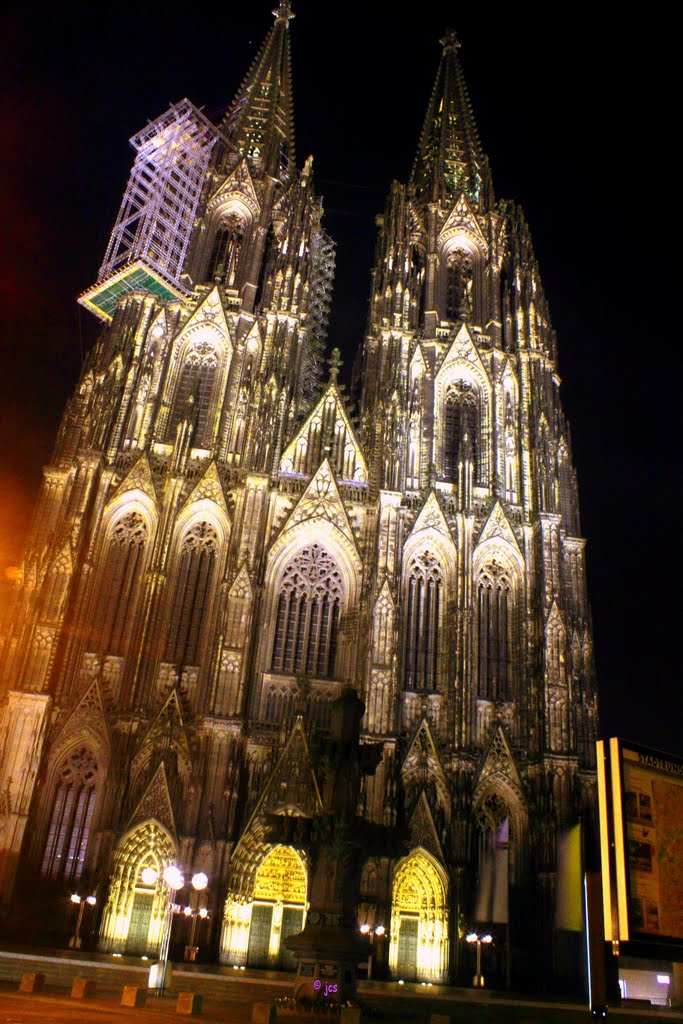 Catedral de Colonia de noche - Köln Cathedral at night (dedicada a Esther_mallorca), Кельн