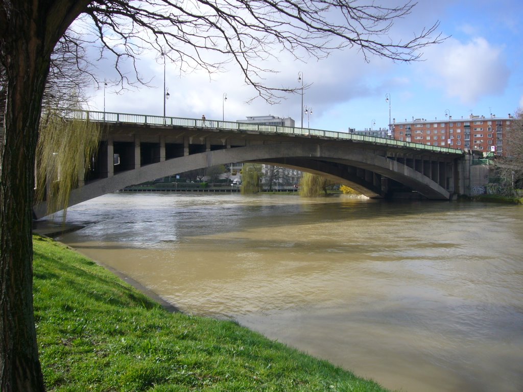 Pont de Joinville, Сен-Мар-дес-Фоссе