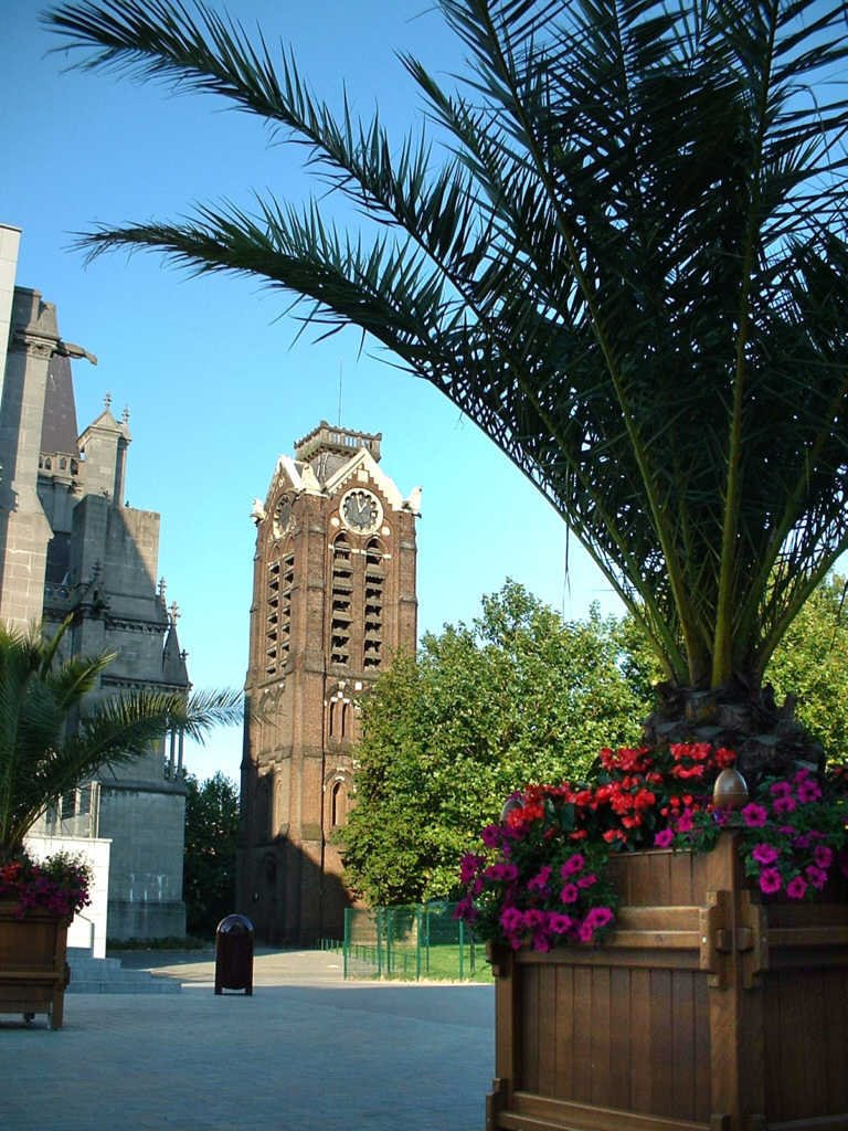 France, Lille le campanile de léglise Notre Dame de la Treille, Лилль