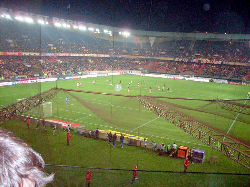 Parque de los Príncipes. Copa UEFA. PSG - Racing de Santander. 27-11-08, Асньер