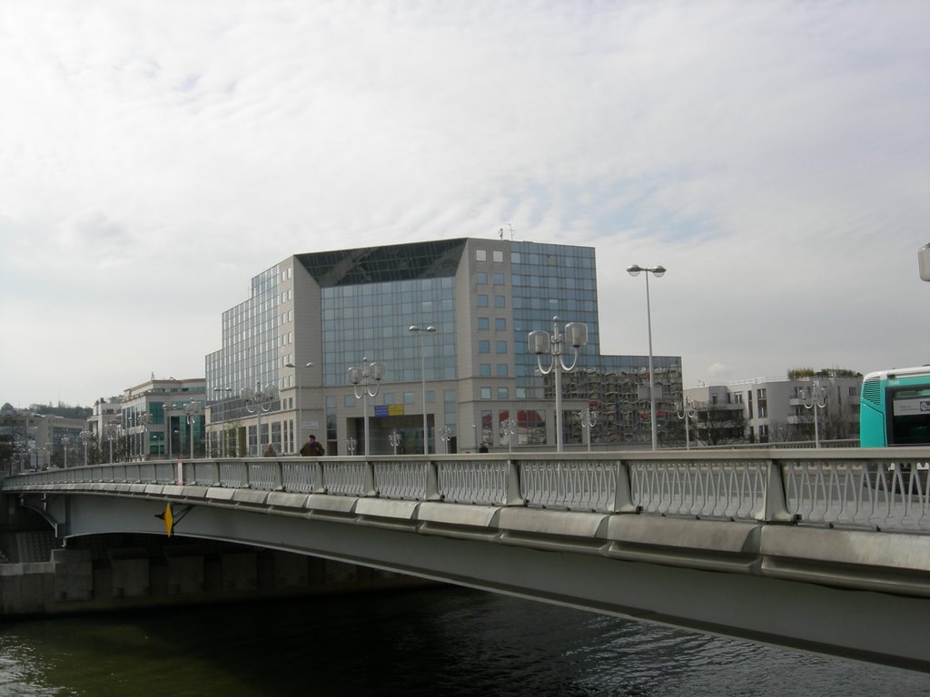 Pont de Boulogne - Billancourt, Кличи