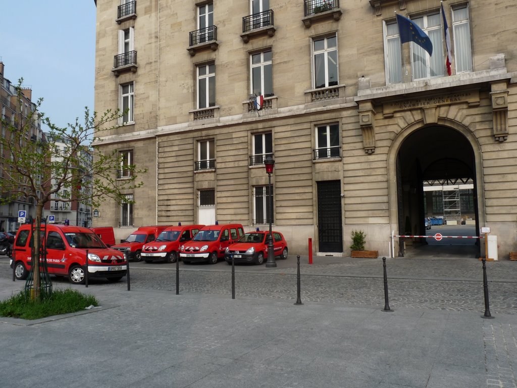 quartier  général  des sapeurs  pompiers de paris, Левальлуи-Перре