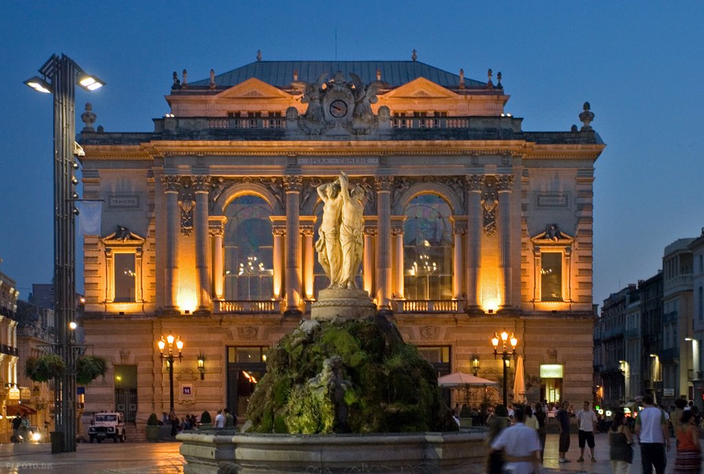 Opera Comedie with fountain in front, Монпелье