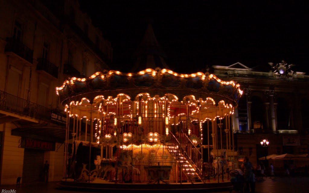 Carrousel de nuit, place de la Comédie..., Монпелье