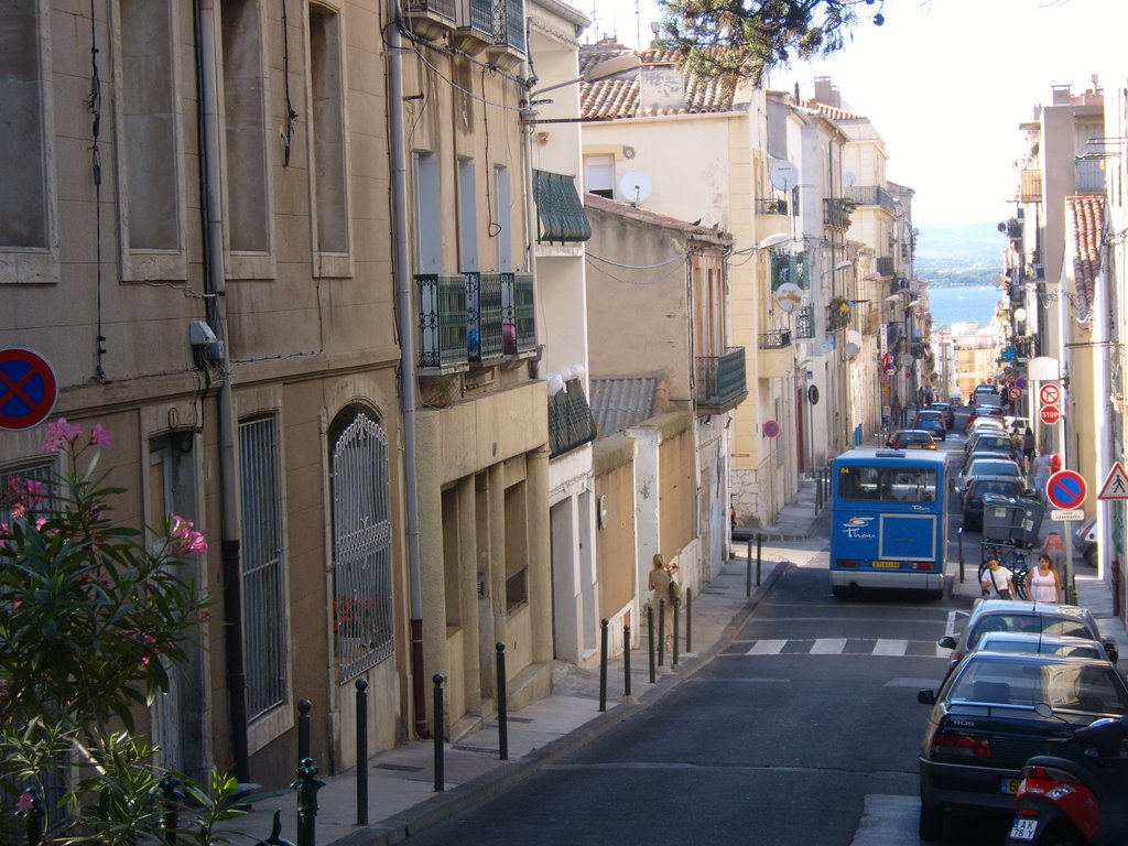 Rue de la Révolution, Сет