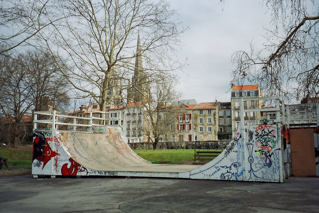 Skate Park. Bayonne - Pays Basque - Pyrénées Atlantiques., Байонна