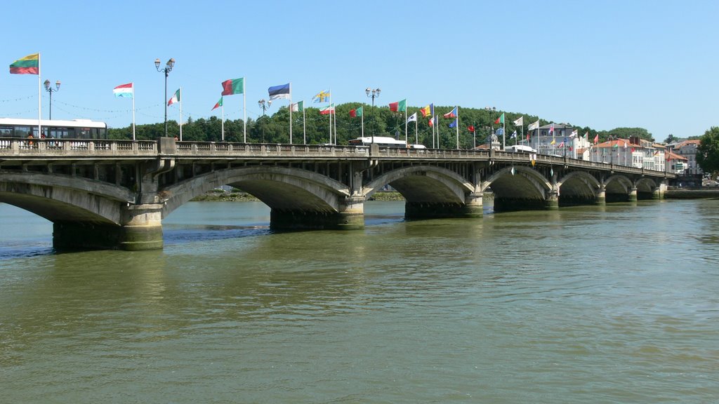 Bayonne - Pont St Esprit sur lAdour (Pyrénées-Atlantiques), Байонна