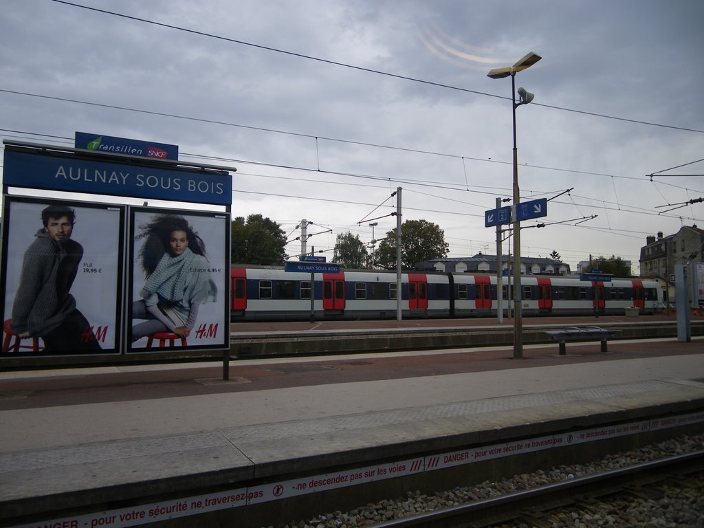RER B - Gare dAulnay sous bois SNCF, Ле-Бланк-Меснил