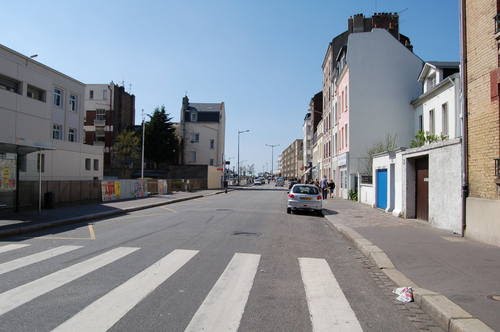 Rue Frédéric Bellanger - vers la mer - Le Havre, Гавр