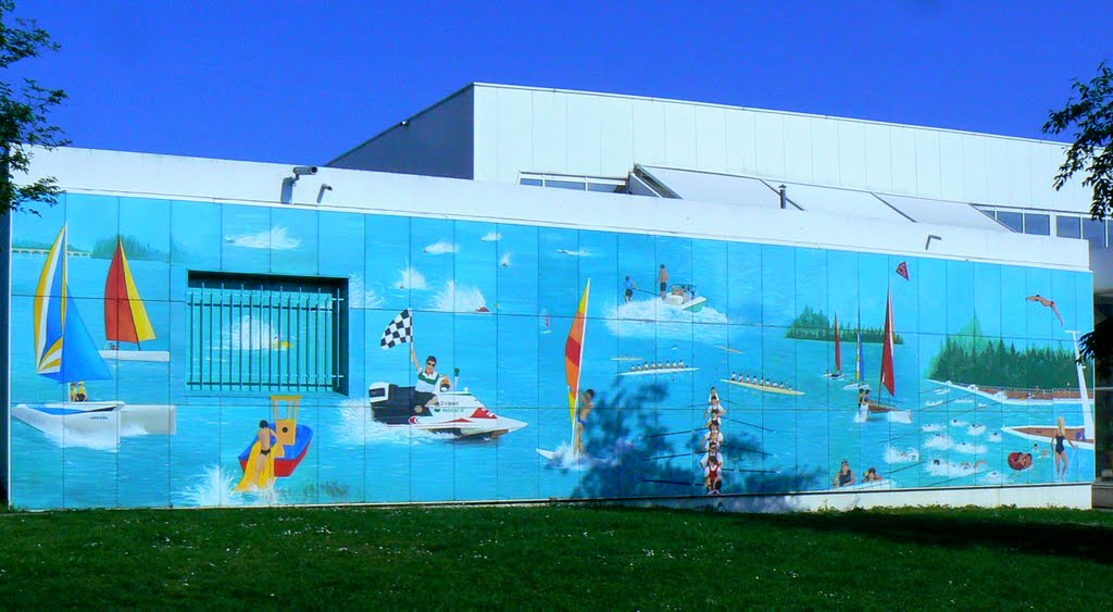 Fresque de la piscine de Mâcon, Макон