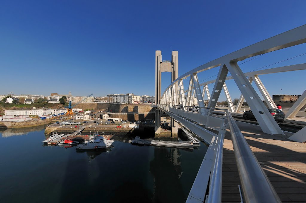 La Recouvrance bridge - The new lift span, Брест