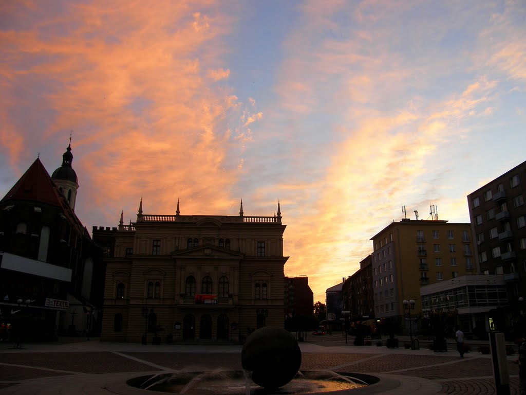 Večerní obloha nad Horním náměstí v Opavě (Evening sky over the Upper Square in Opava), Опава