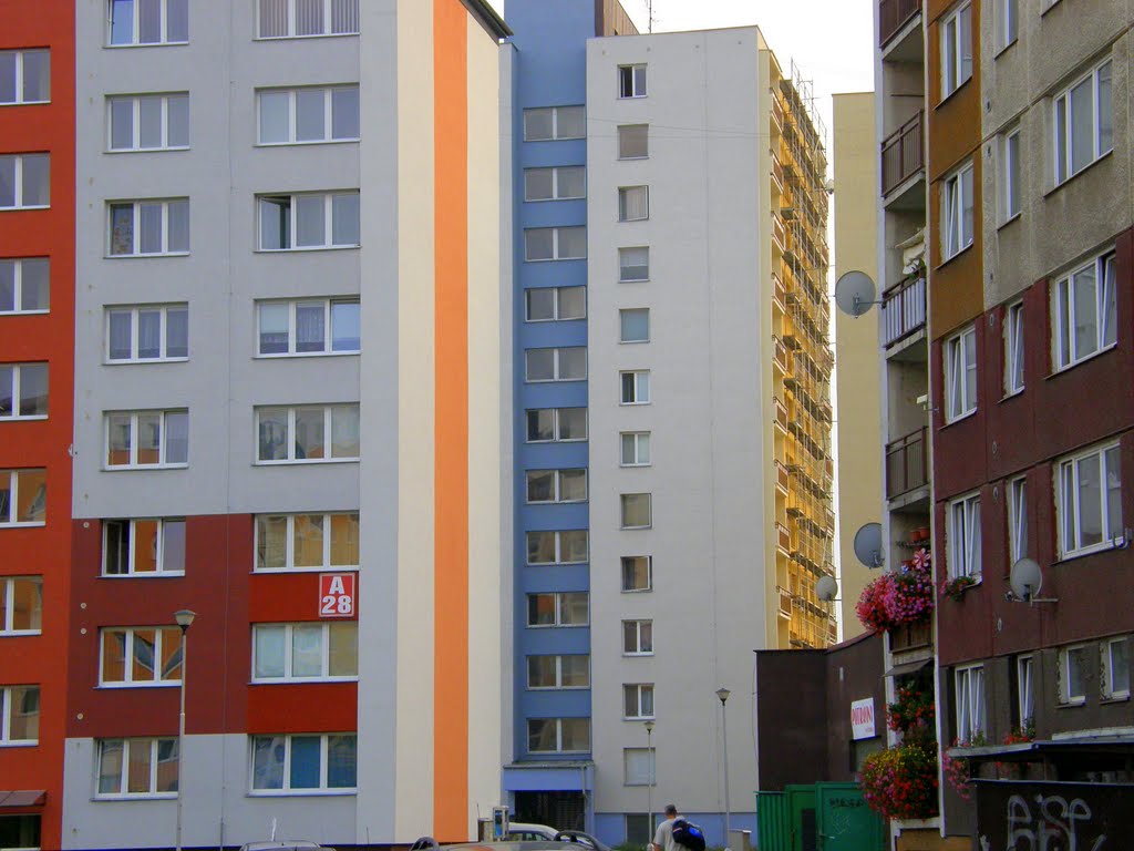 Opava - panelové domy na sídlišti v Kateřinkách (panel houses on the estate in Kateřinky), Опава