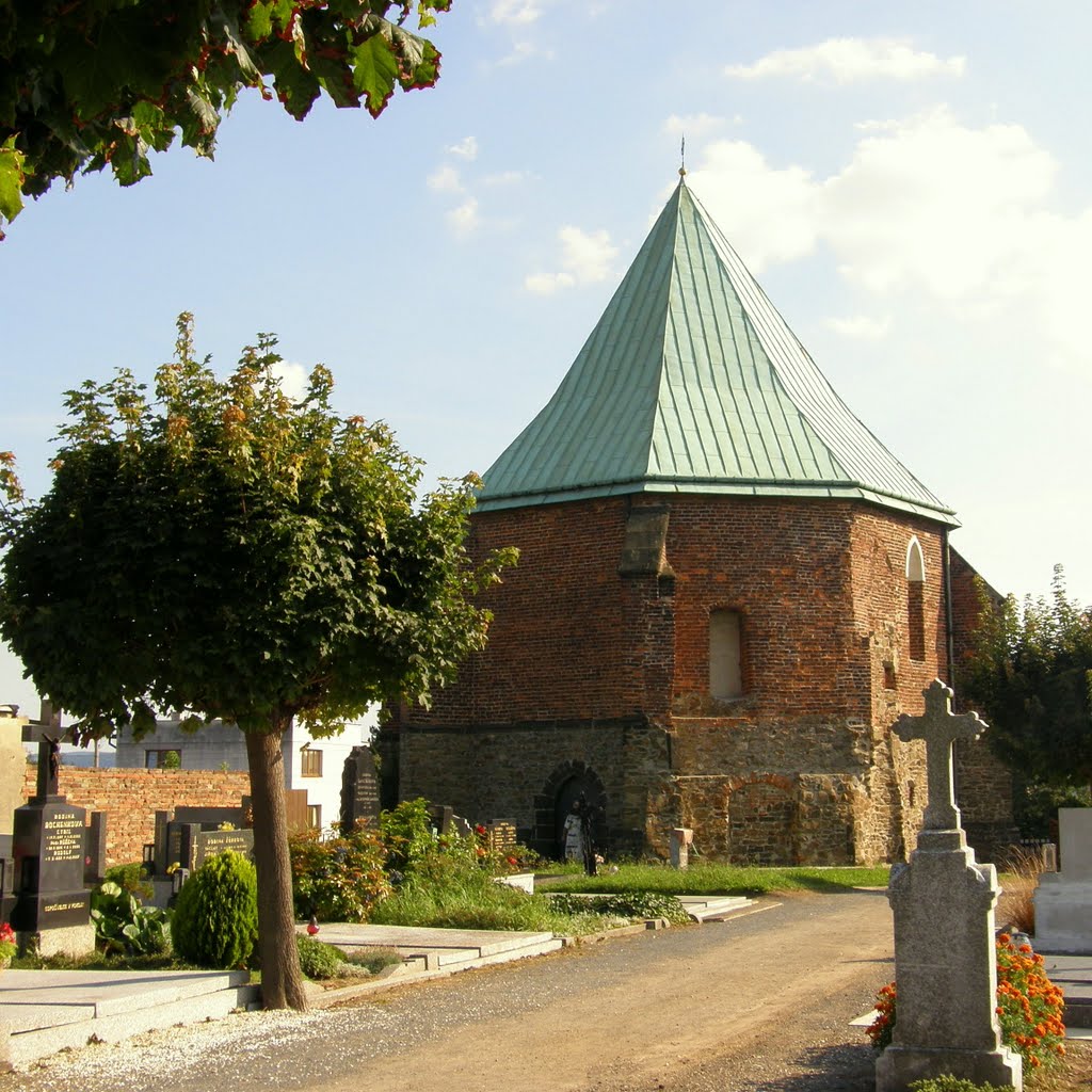 Opava - "Švédská kaple" ze hřbitova ("Swedish Chapel" from the cemetery), Опава