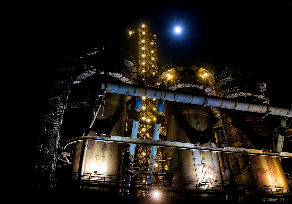 Night blast furnace with full moon/ Noční vysoká pec s úplňkem. Please see full size, Острава