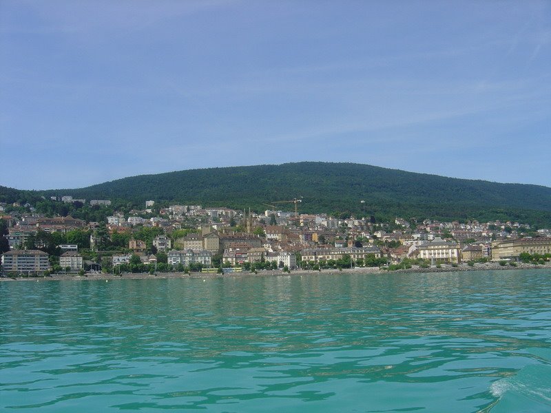 Neuchâtel depuis le bateau, Ла-Шо-Де-Фонд