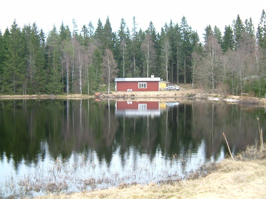 Huset ved søen i Sverige, Борас