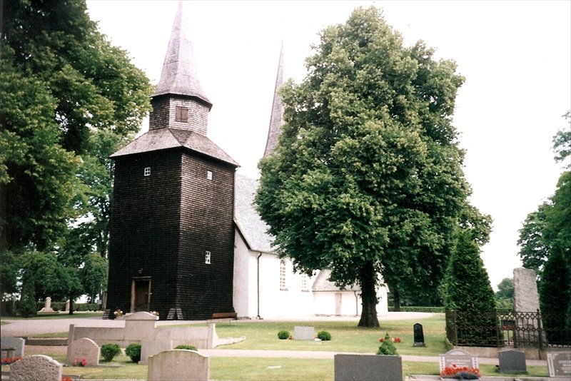 Levene kyrka 1999, Борас