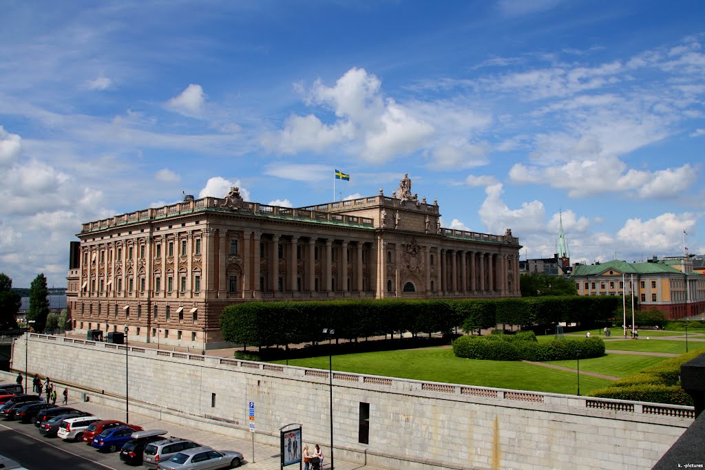 Das Parlament, Содерталье