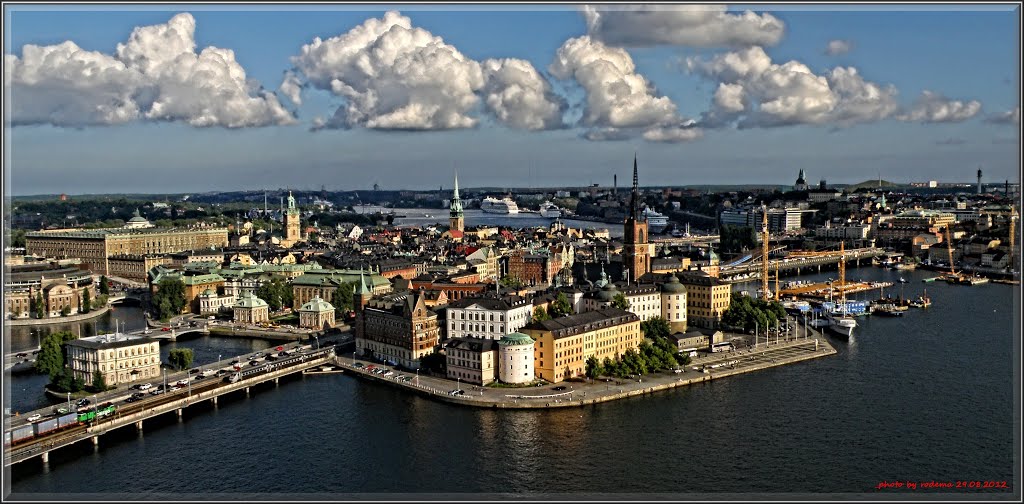 Stockholm, view of Riddarholmen and Gamla Stan from the City Hall tower. (HDR), Содерталье