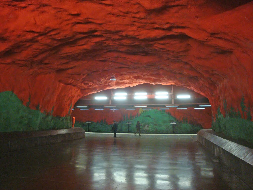 Estocolmo, Metro Solna Centrum, Сольна