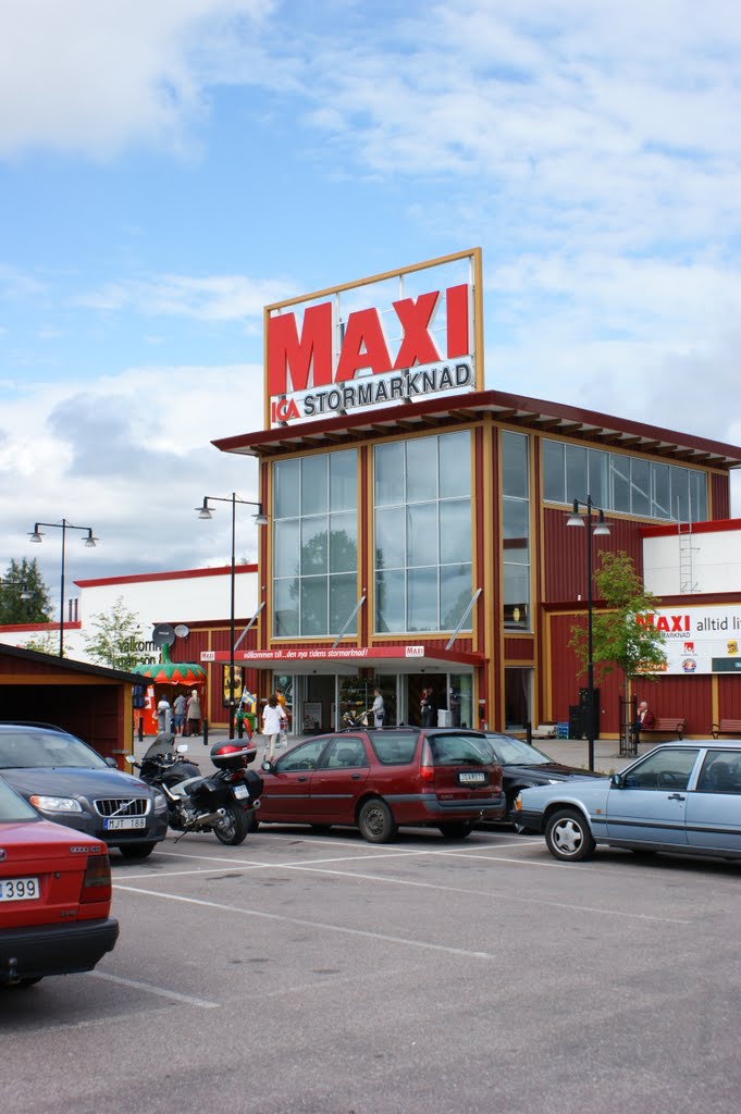ICA Maxi Borlänge., Бурлэнге