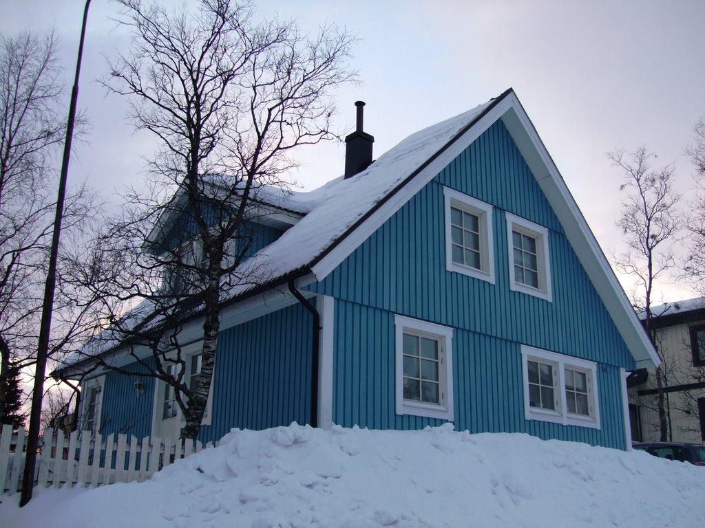 Casa azul en Kengisgatan, Кируна
