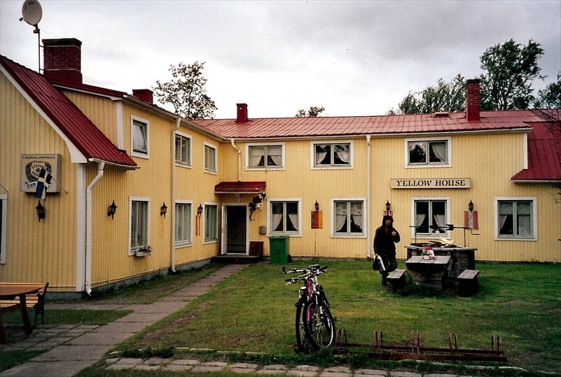 Youth hostel Yellow house, Kiruna (2005), Кируна