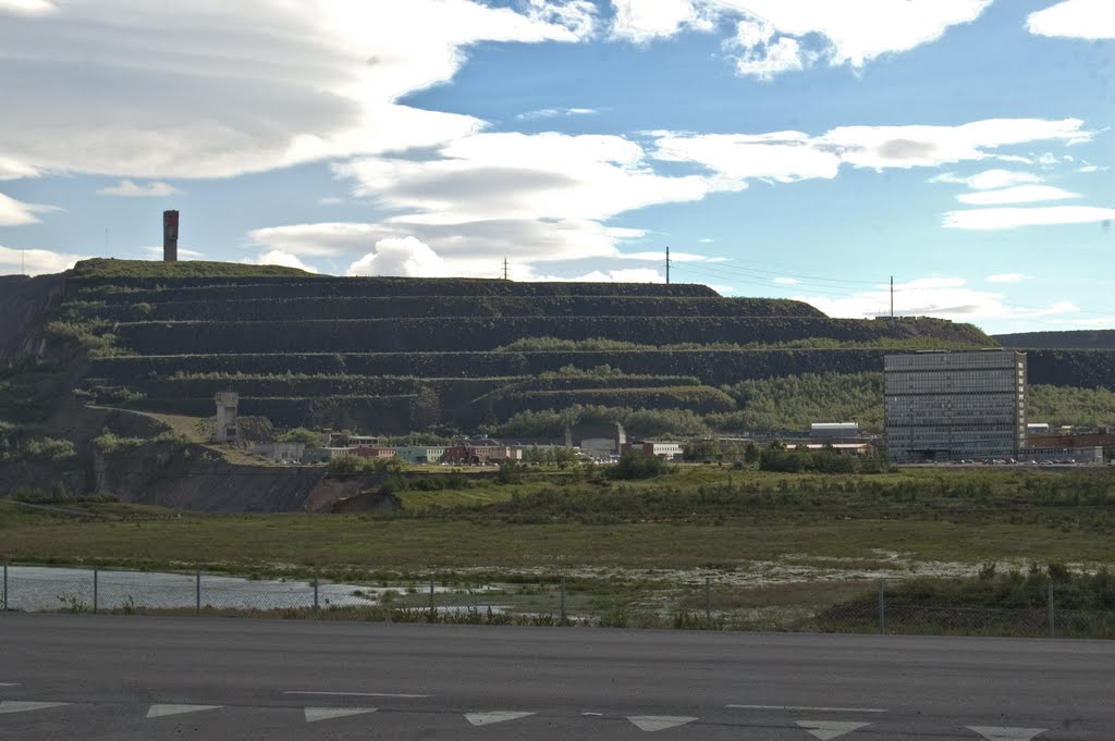 Kiruna´s industry,  the remains of a mountain, Кируна
