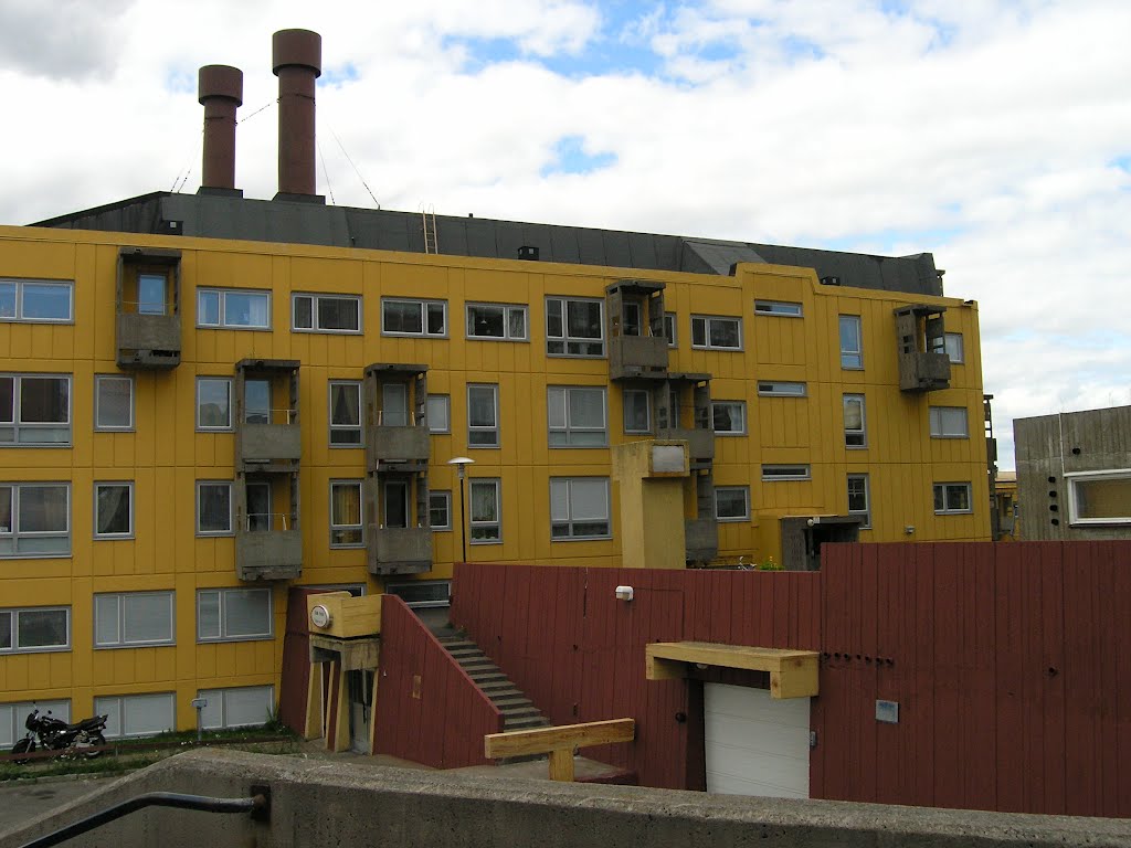 Kiruna - houses balconies resemble mine lift cages, Кируна