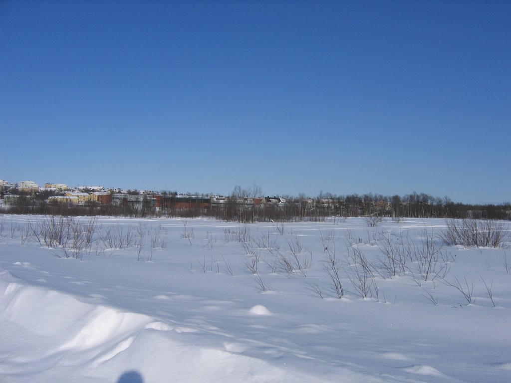 View towards Kiruna and Yli Lombolo in winter, Кируна