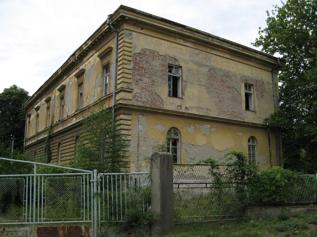 Kragujevac, zgrada kasarne, Крагуевач