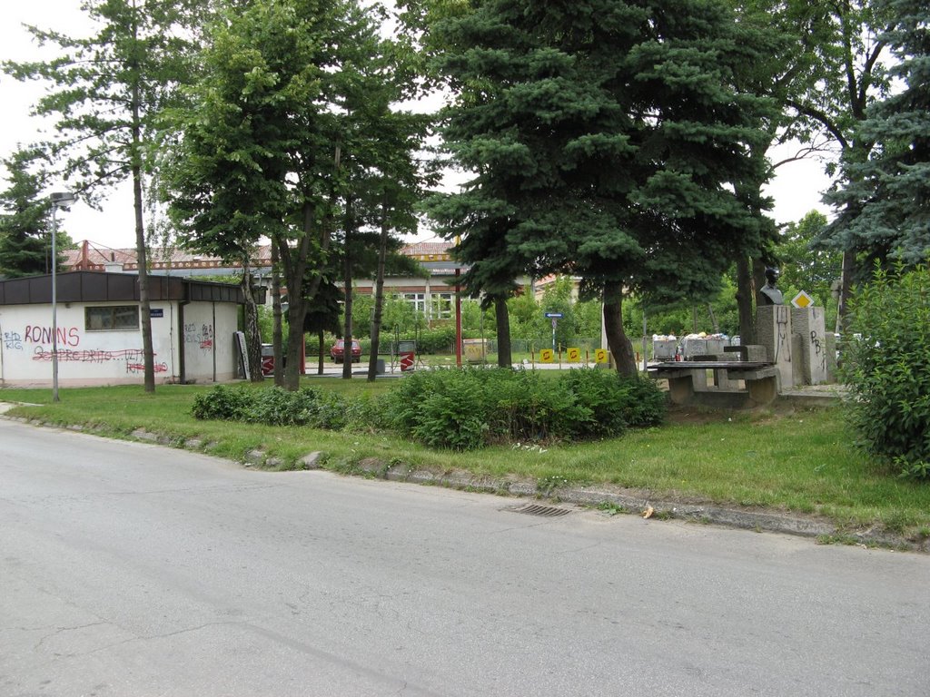 Kragujevac, Trg Skojevaca, benzinska pumpa Erdoglija, Крагуевач
