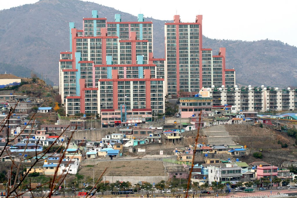 Zzongpo Apartment, Yosu, Korea, Йосу