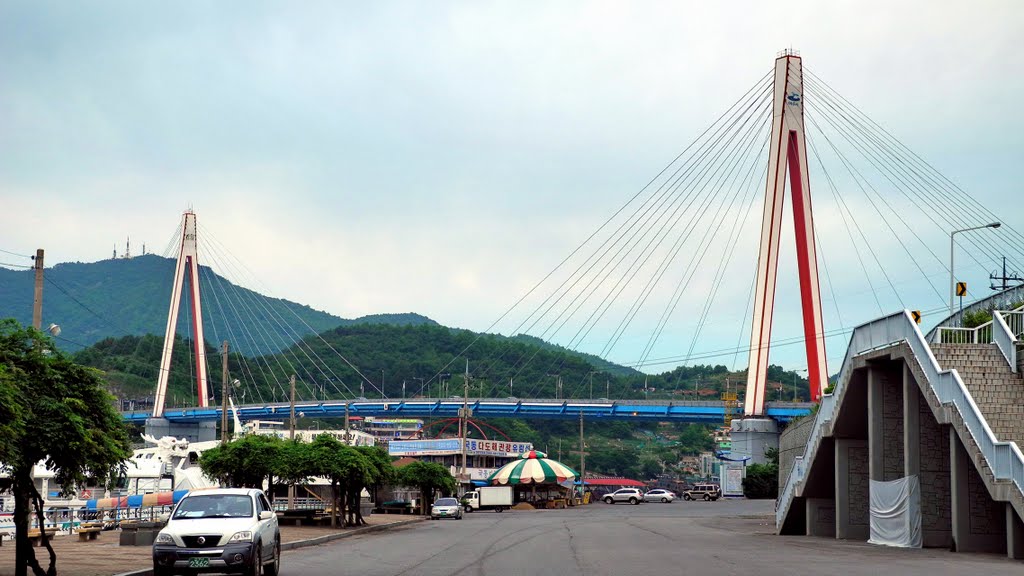 南韓順天－連接外島之Dolsan Bridge, Йосу