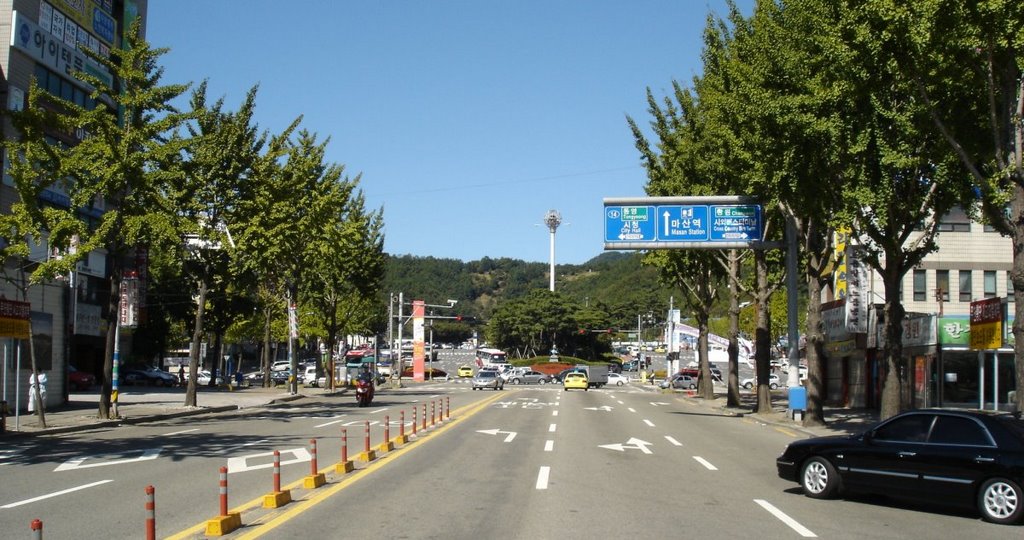 road to Masan station, Масан