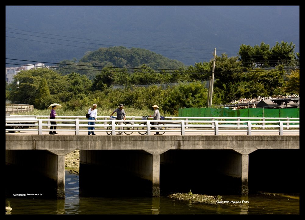 Kleine Brücke, Чинхэ