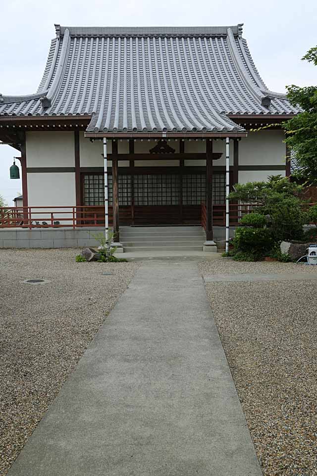 Zeno-ji Temple in Hirakata City, Ина