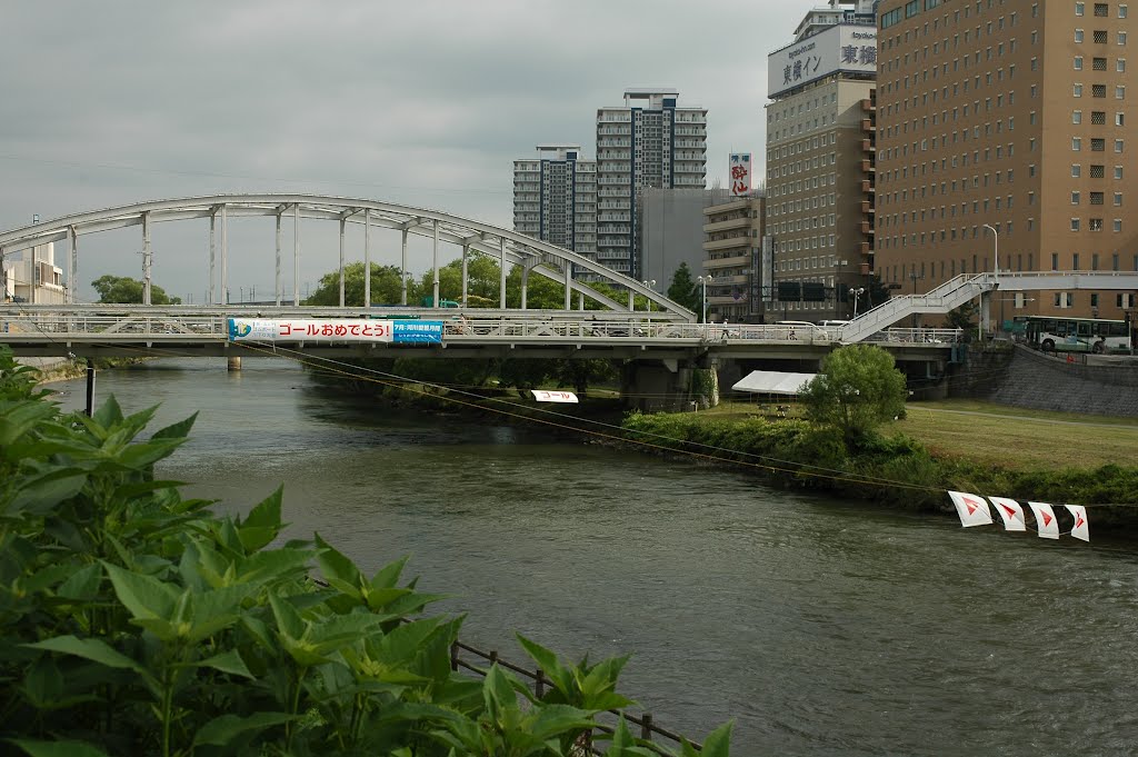 開運橋（ゴムボートレースのタイム計測ゴール。実際の終点は南大橋辺り。）(12.7.21), Мориока